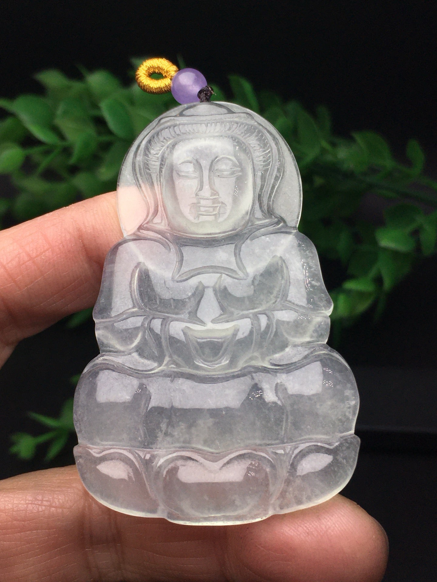 Chinese Antique White Ice Guanyin