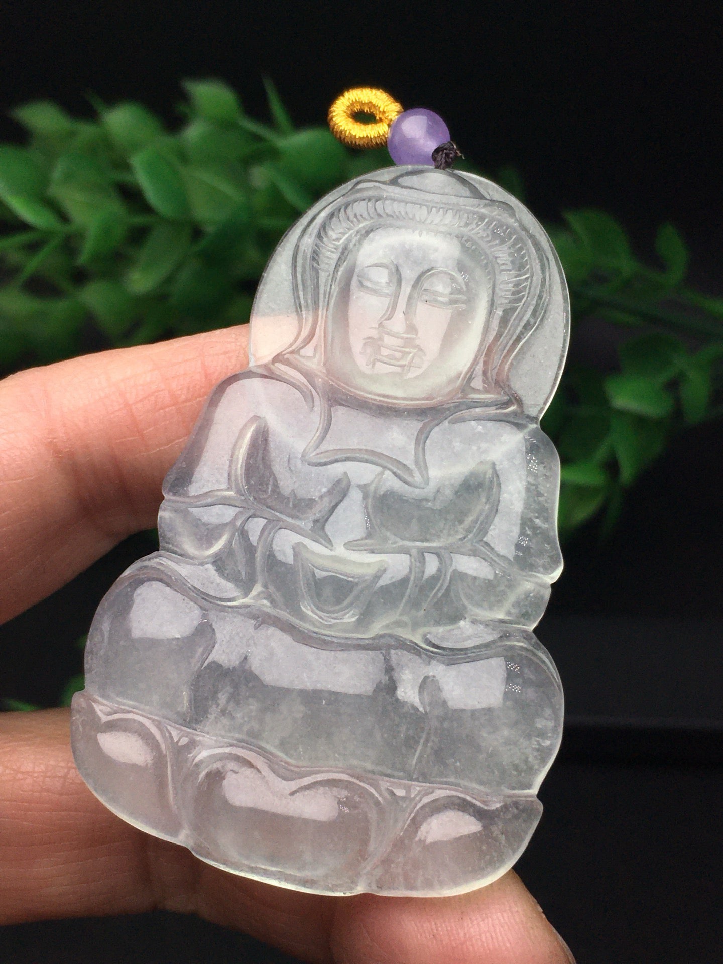 Chinese Antique White Ice Guanyin