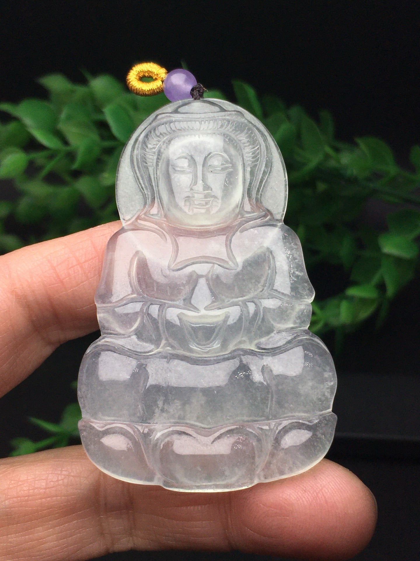 Chinese Antique White Ice Guanyin