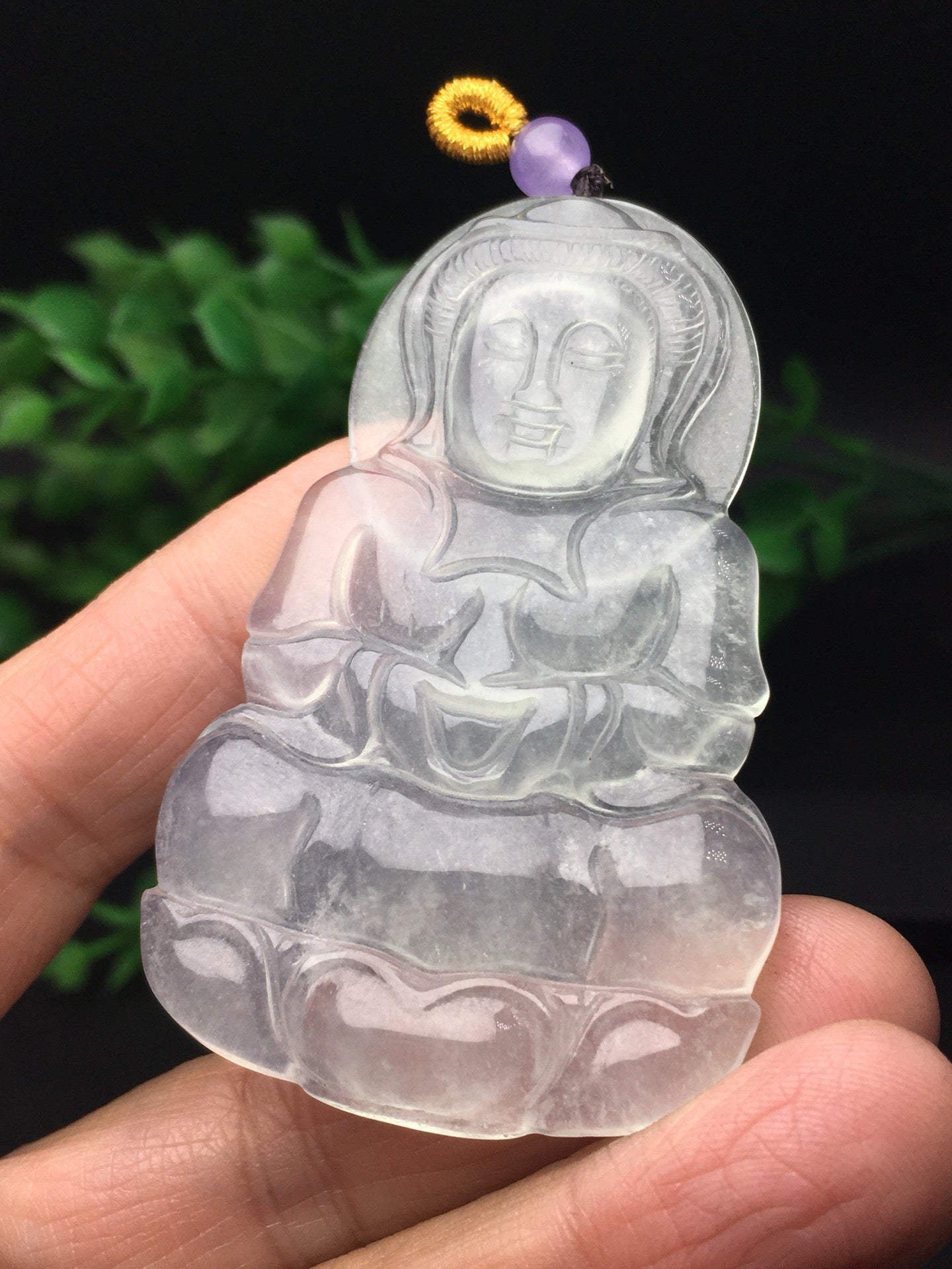 Chinese Antique White Ice Guanyin