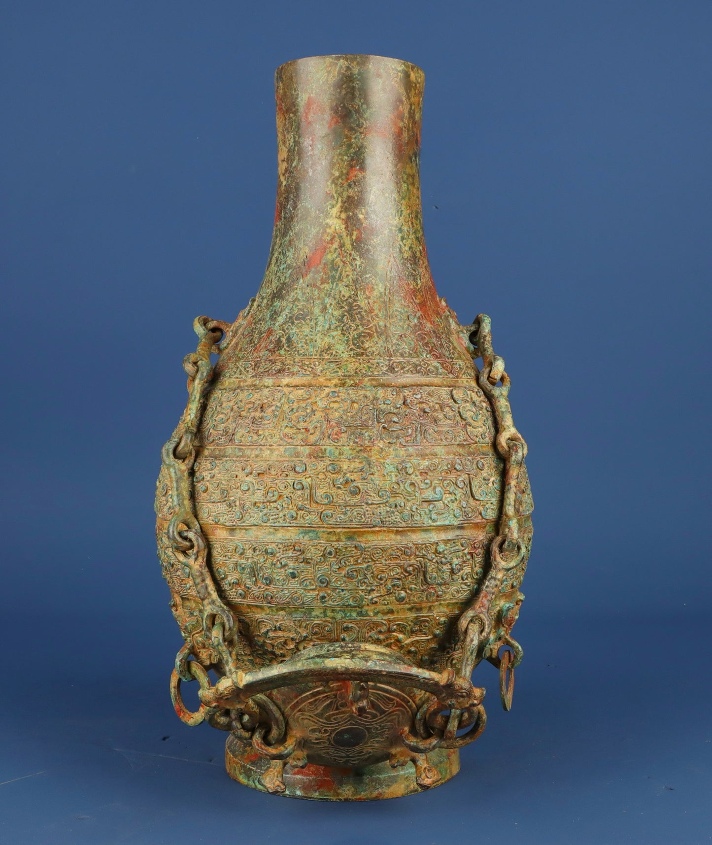 Chinese antique bronze chain bottle