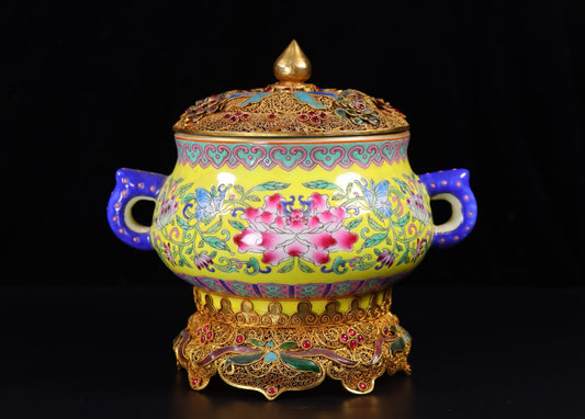 Chinese antique pure handmade filigree gilded enamel colored pure hand-painted porcelain furnace ornaments