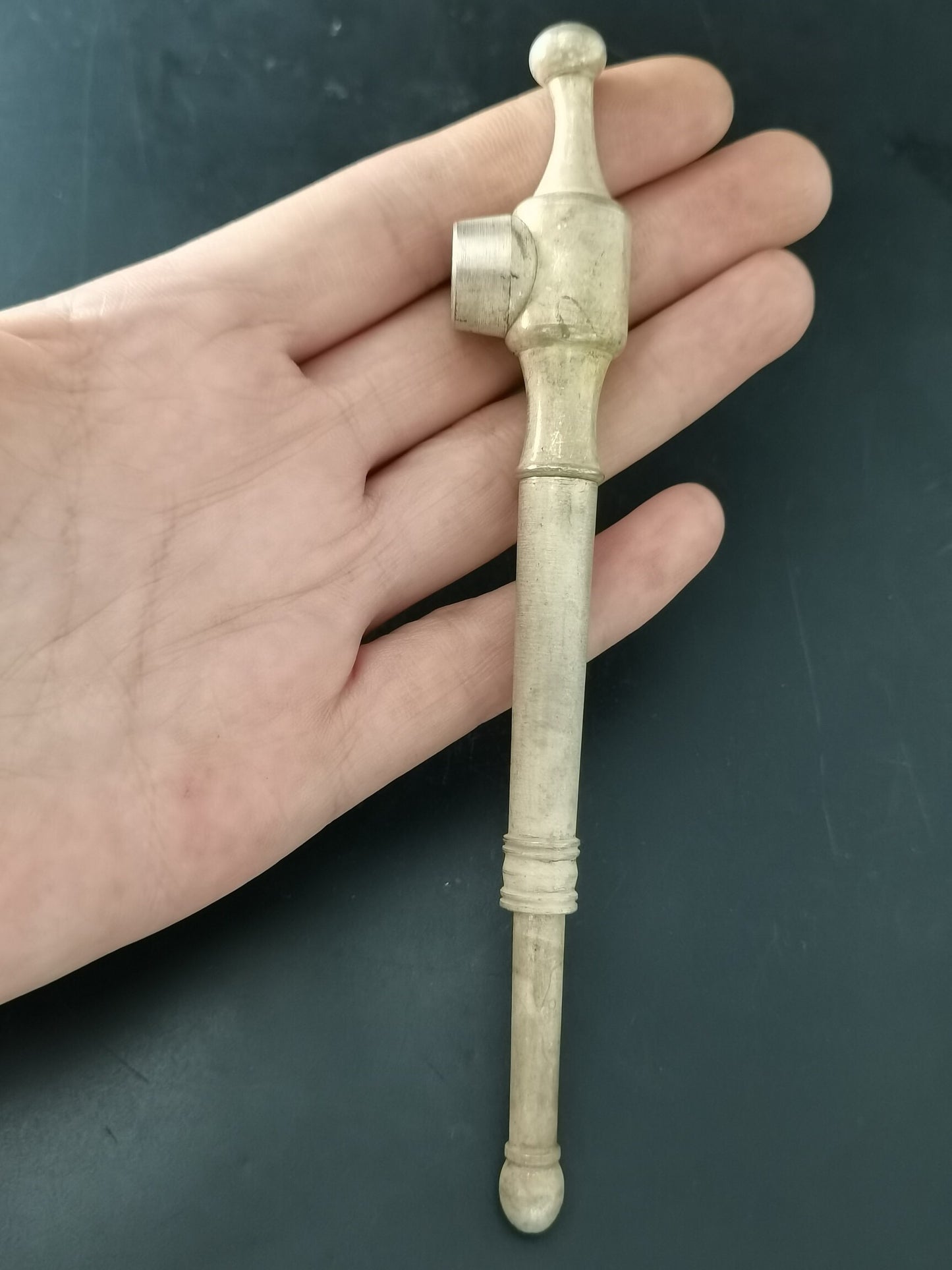 Chinese antique dry tobacco pipe
