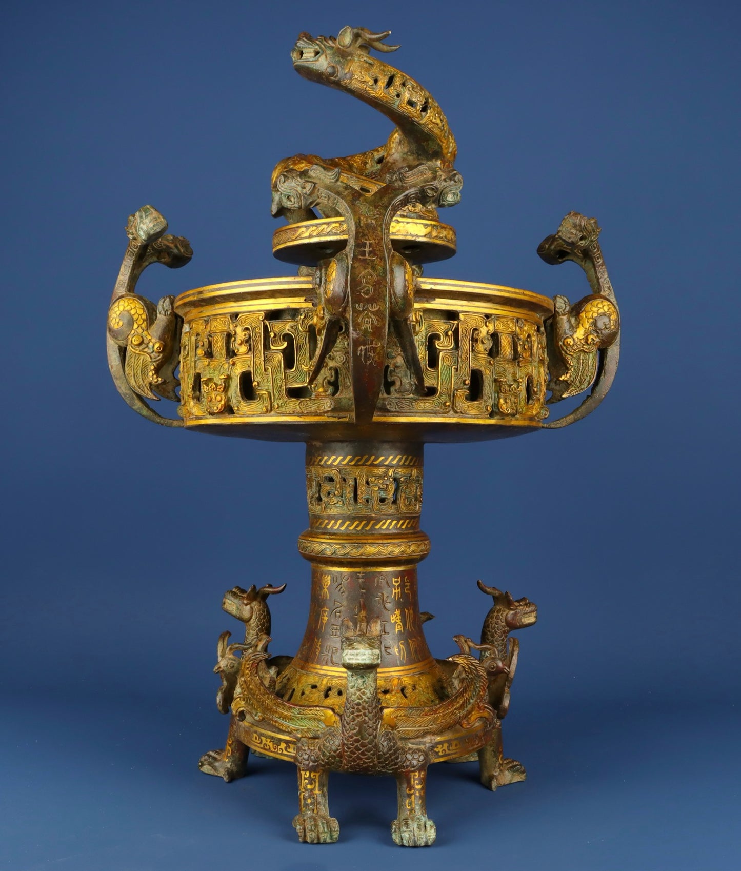 Chinese antique bronze pan dragon smoking furnace