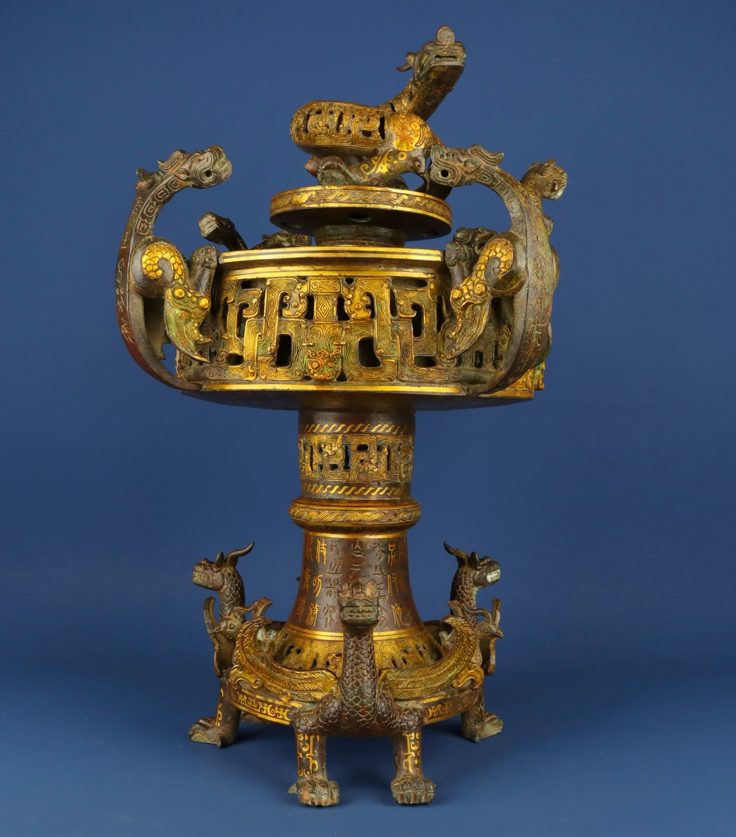 Chinese antique bronze pan dragon smoking furnace