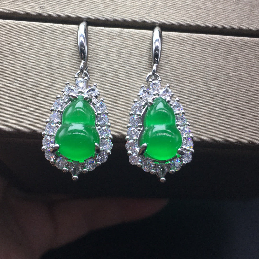 Ice Green Jade Gourd Earrings