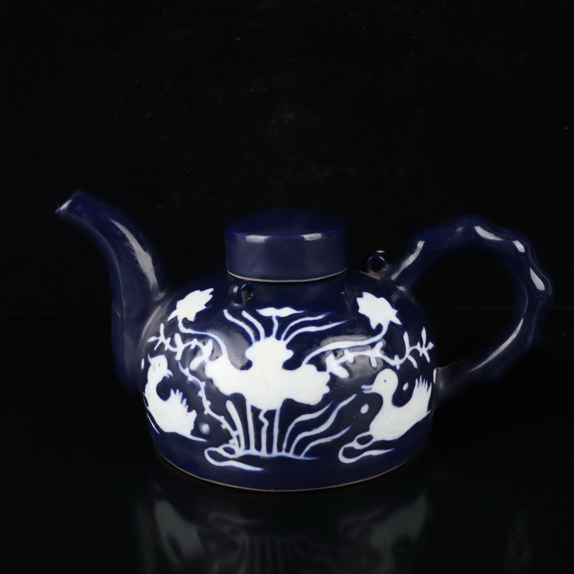 Ji Blue Glazed Gilded White Cloud Dragon Pattern Pot