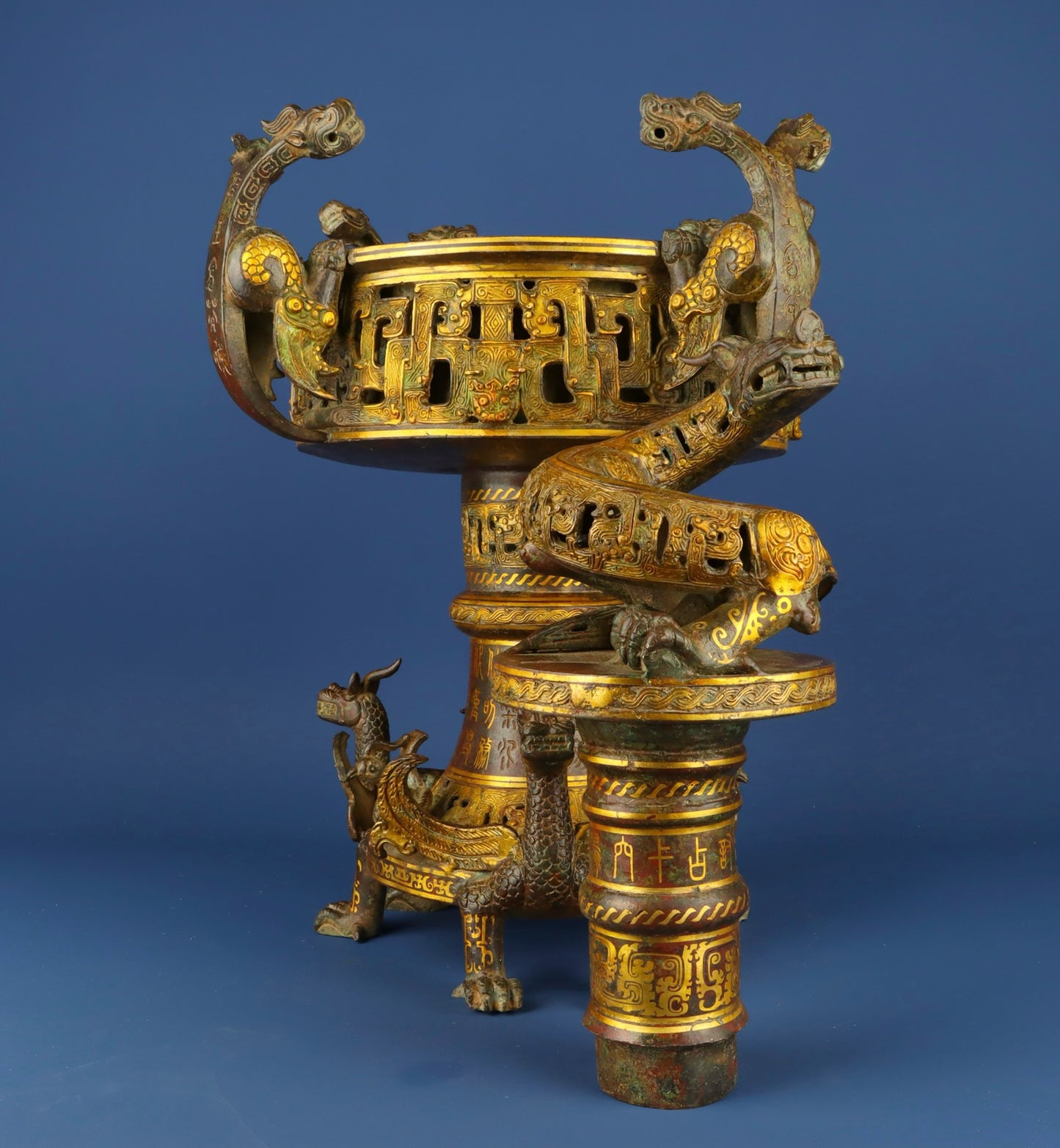 Chinese antique bronze pan dragon smoking furnace