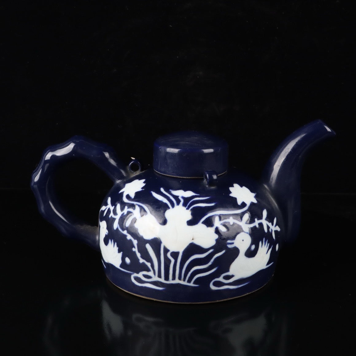 Ji Blue Glazed Gilded White Cloud Dragon Pattern Pot