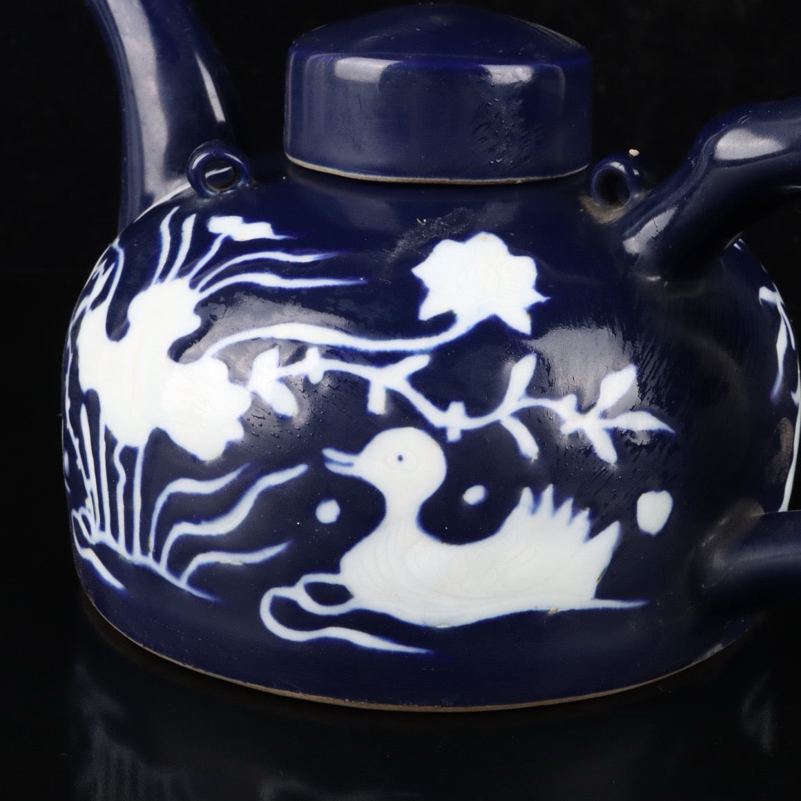 Ji Blue Glazed Gilded White Cloud Dragon Pattern Pot