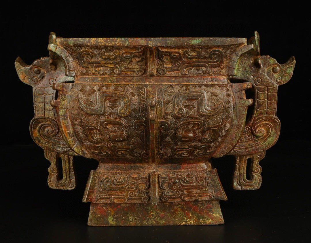 Chinese Antique Bronze Beast Face Double Dragon Gui