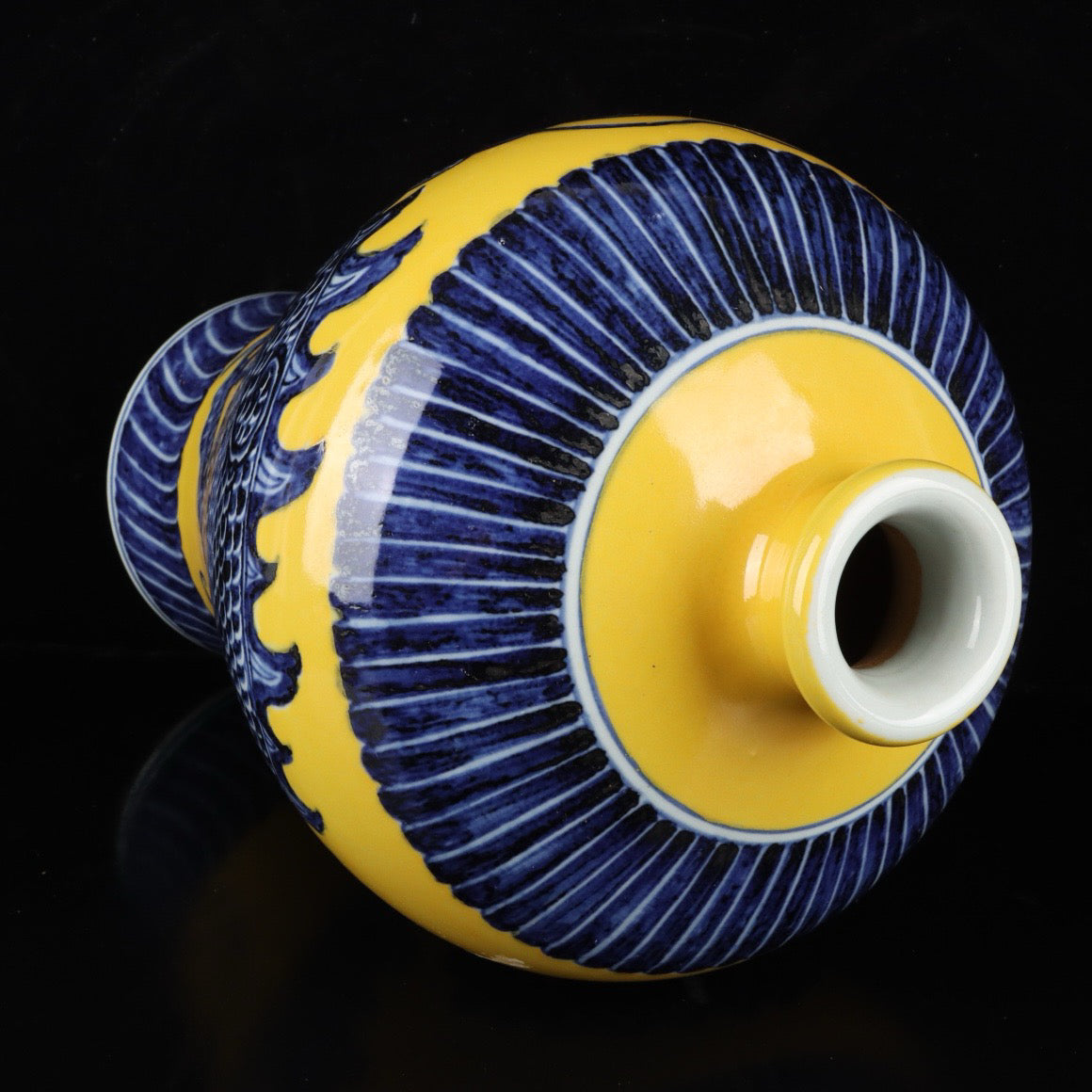 Blue and white with yellow glaze and cloud dragon pattern plum vase