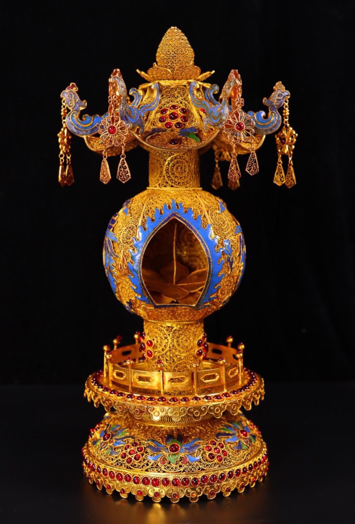 Chinese antique handmade filigree gold-plated inlaid gemstone blue tower ornaments