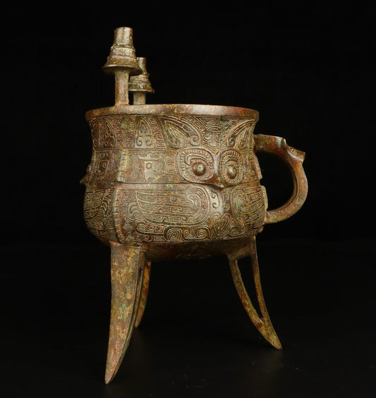 Chinese antique bronze eagle faced vessel