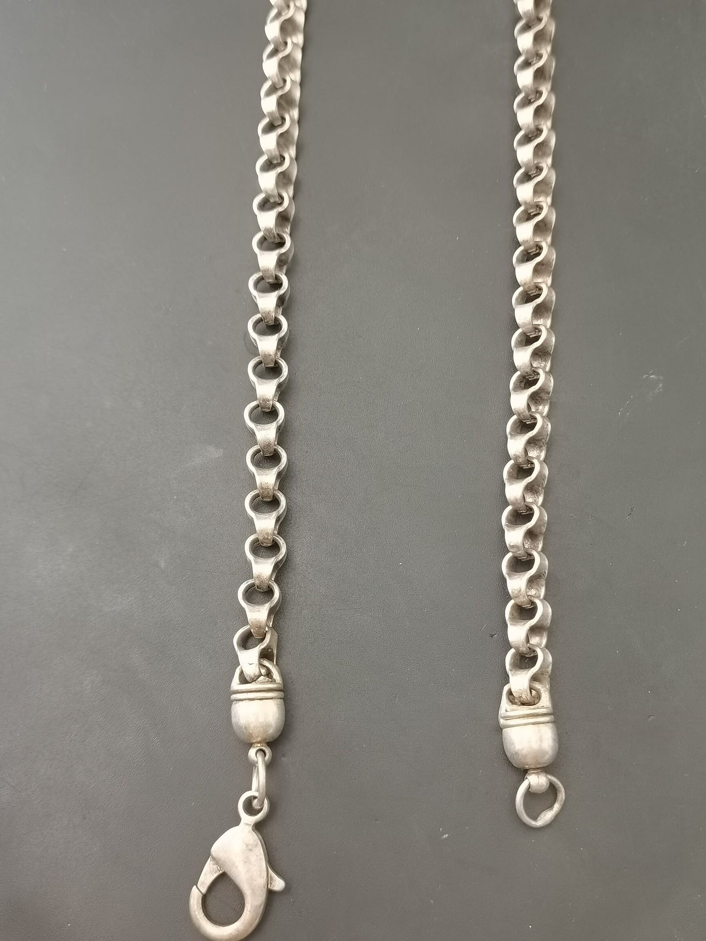 A Chinese antique silver necklace