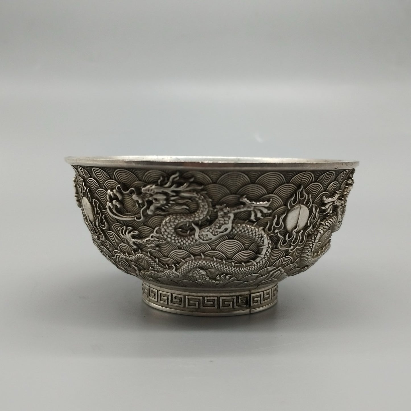 Double Dragon Playing Pearl Bowl