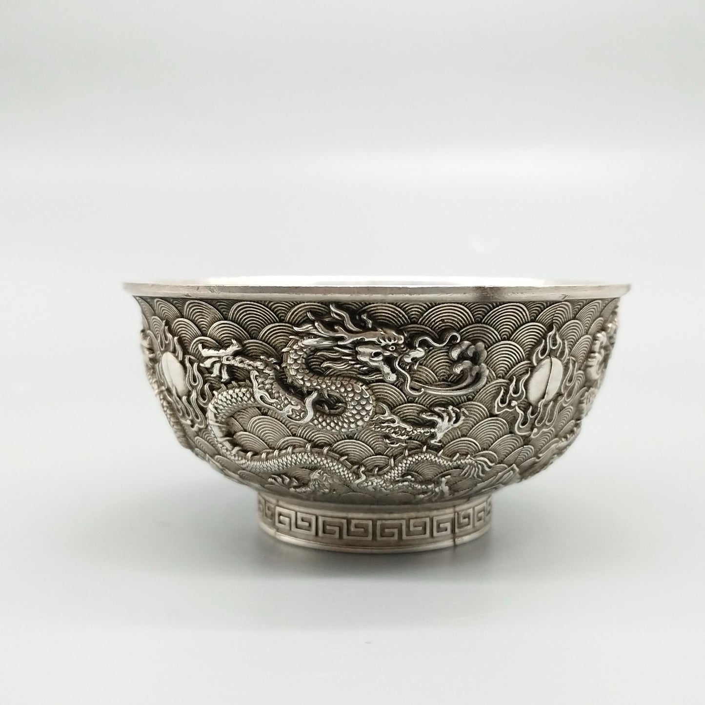 Double Dragon Playing Pearl Bowl