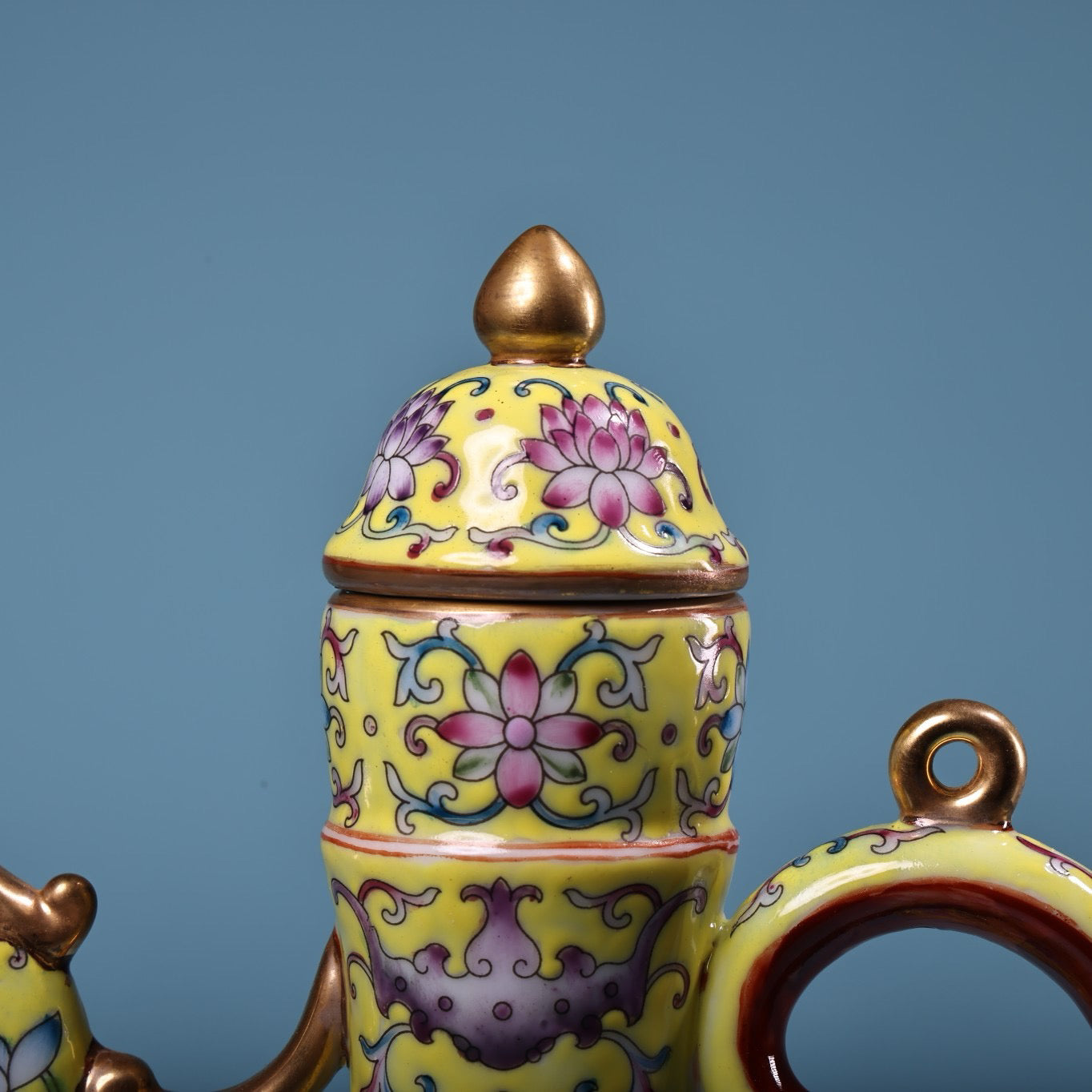 Hand painted enamel gold-plated porcelain teapot with handle