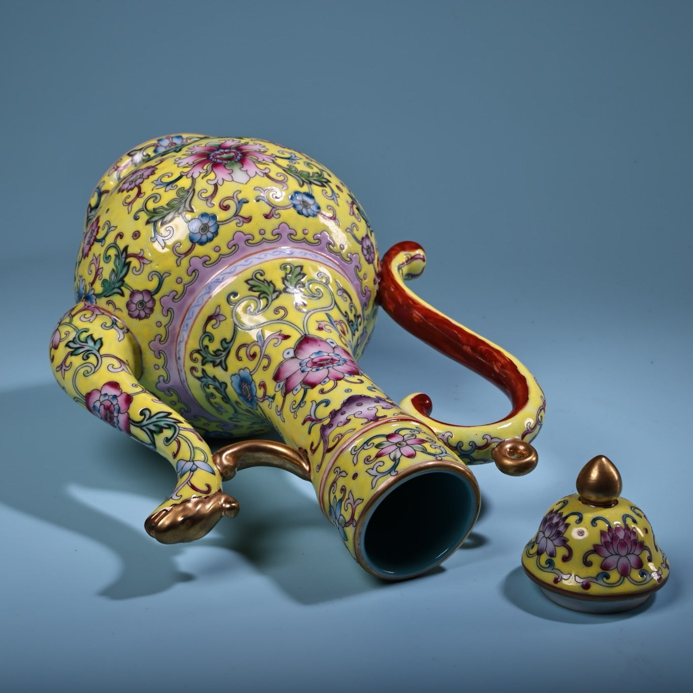 Hand painted enamel gold-plated porcelain teapot with handle