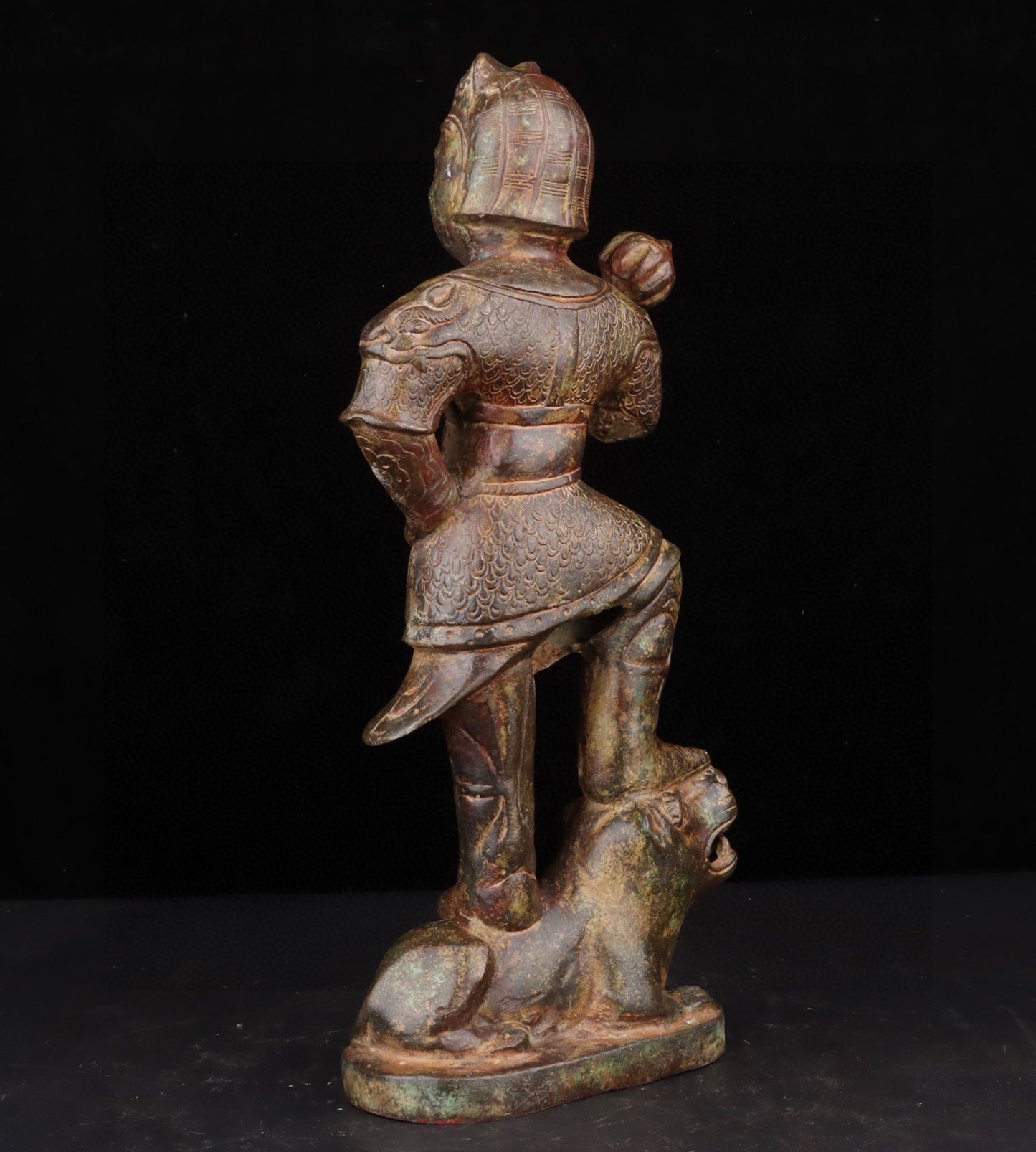 Chinese antique bronze statue of General Huwei