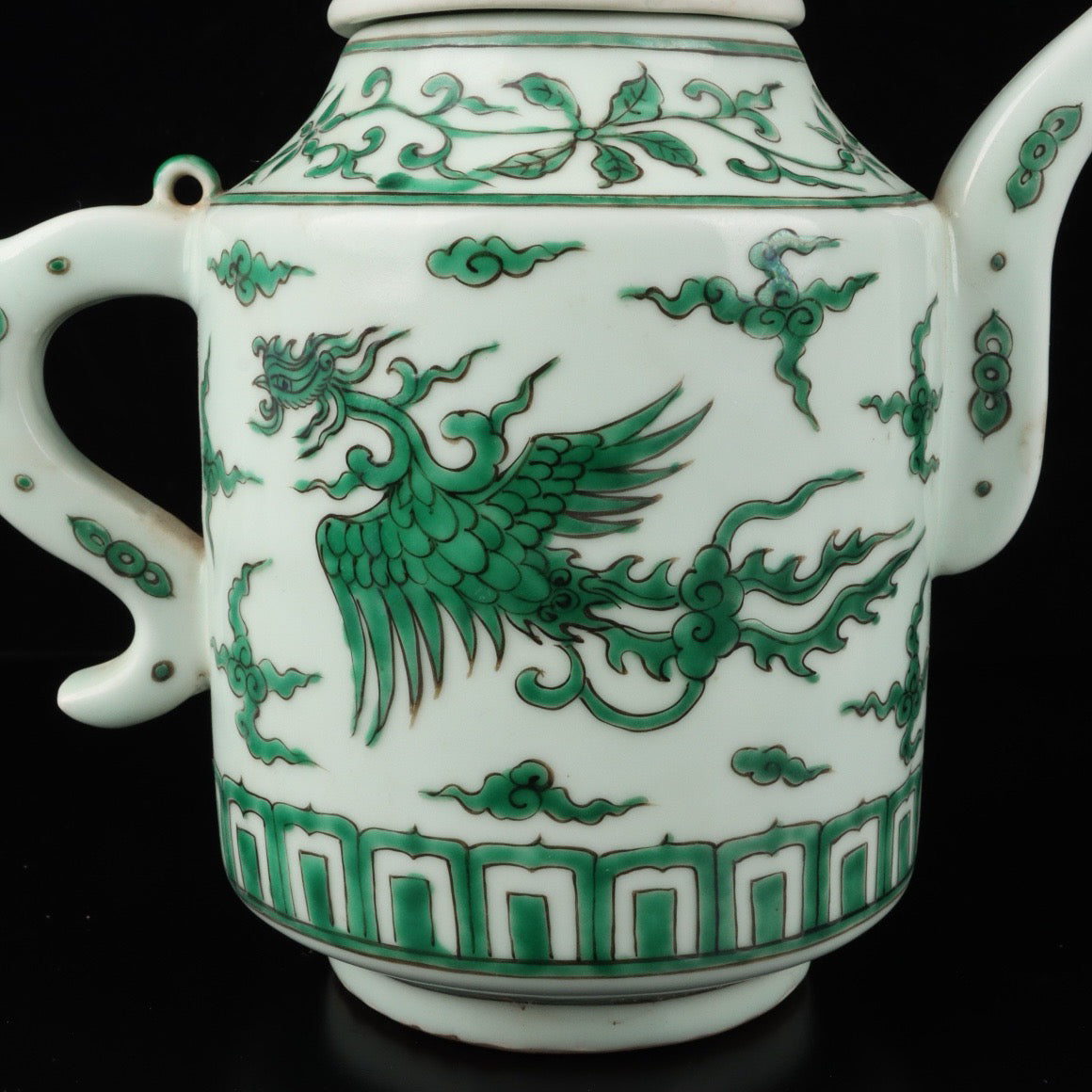 Green colorful phoenix patterned teapot