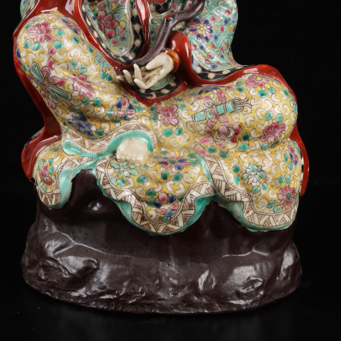 Pink Ruyi Sitting Guanyin