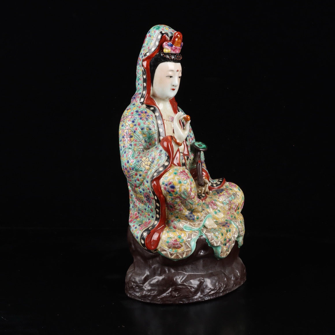 Pink Ruyi Sitting Guanyin