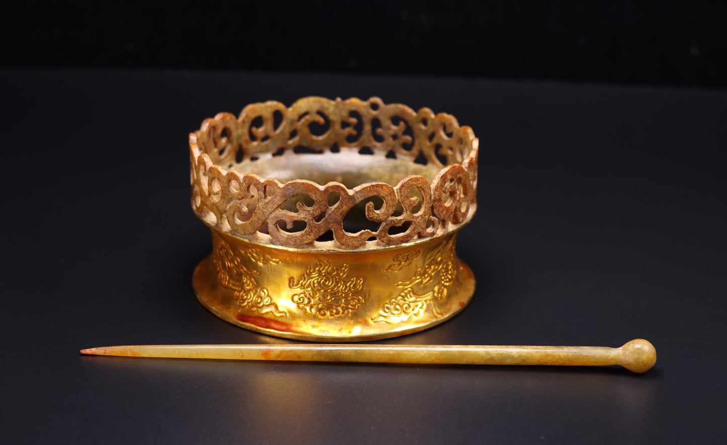 Chinese Antique Pure Handmade Old Hotan Jade Gold Hat Crown