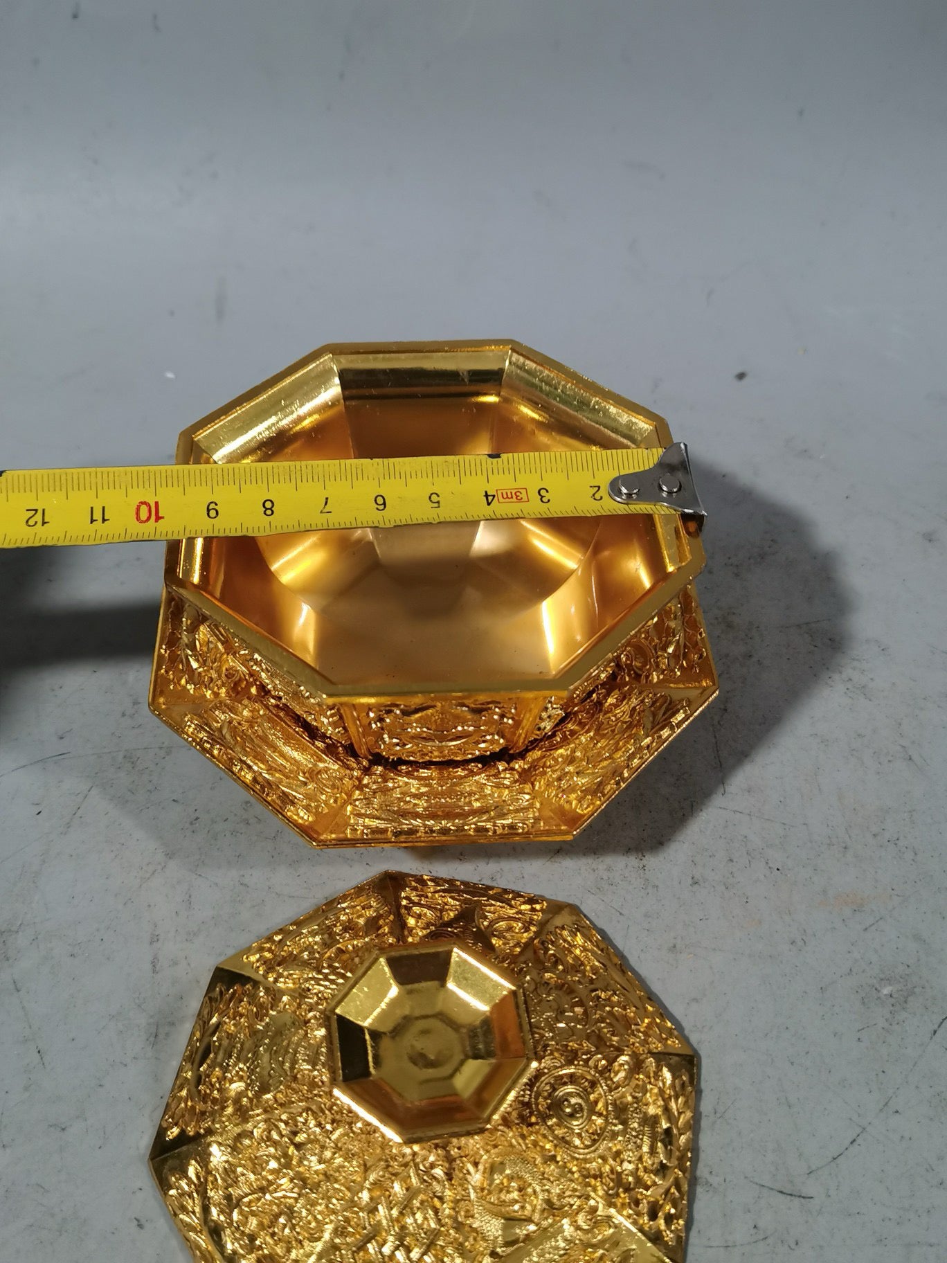 Eight Treasures covered bowl
