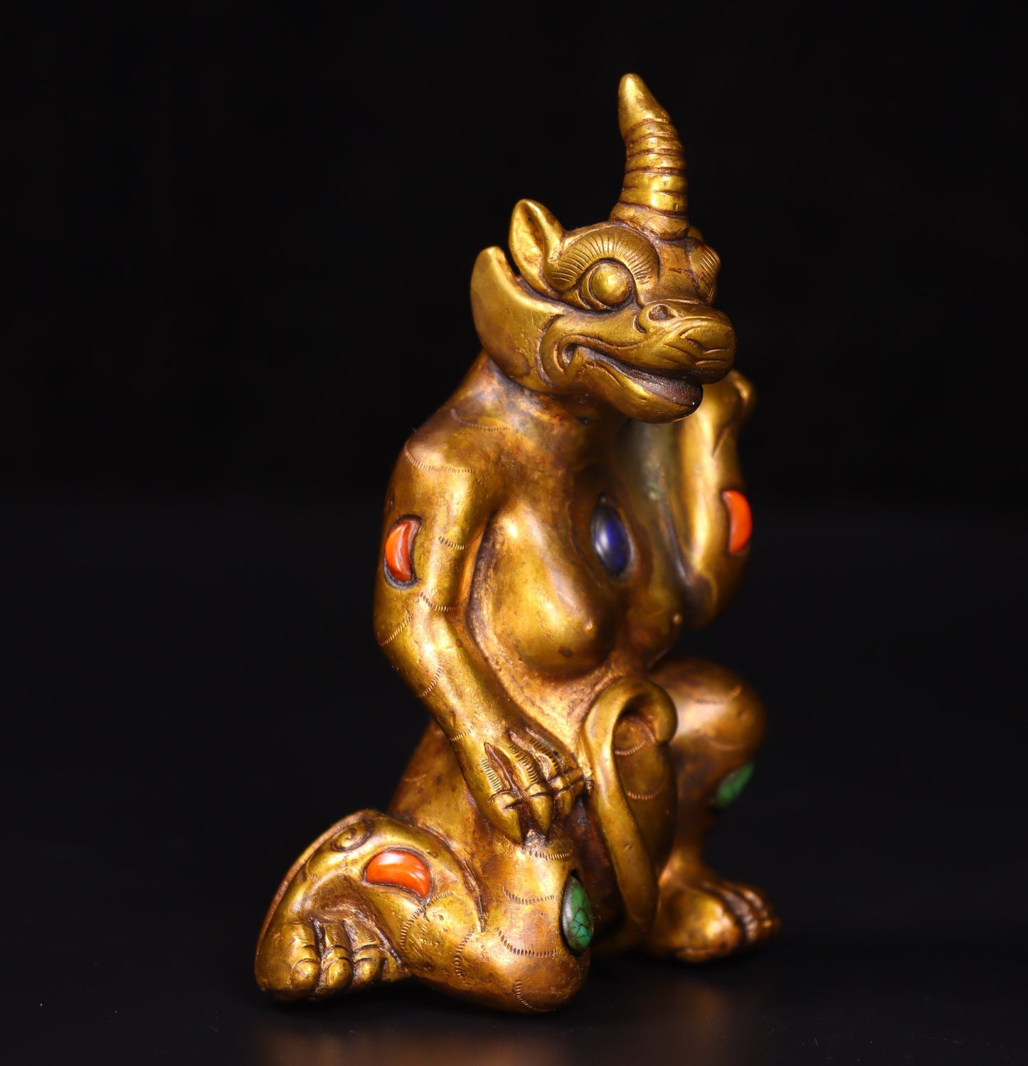 Chinese antique handmade copper gilded gold inlaid gemstone bear