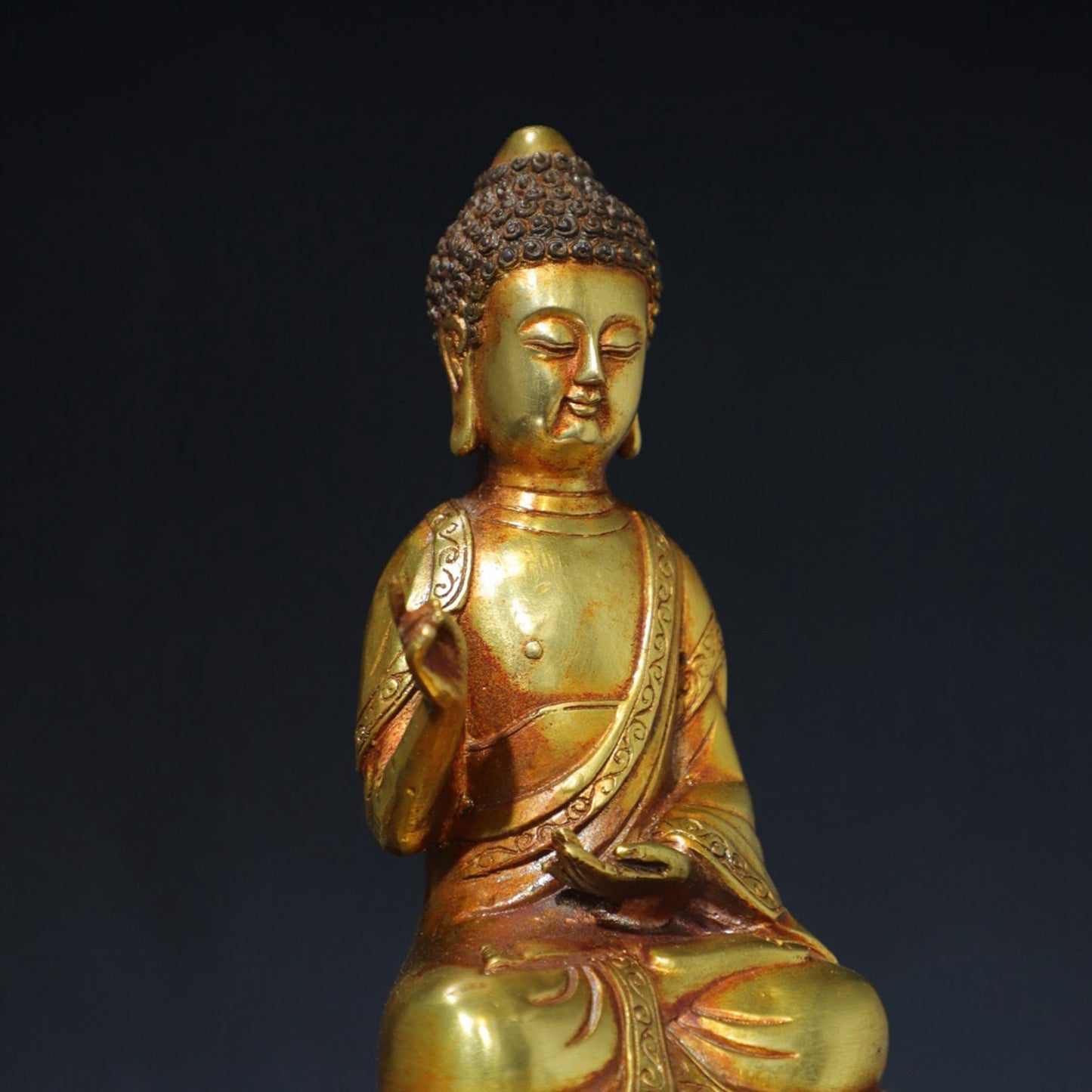 Pure copper Buddha statue of the Great Sun Tathagata