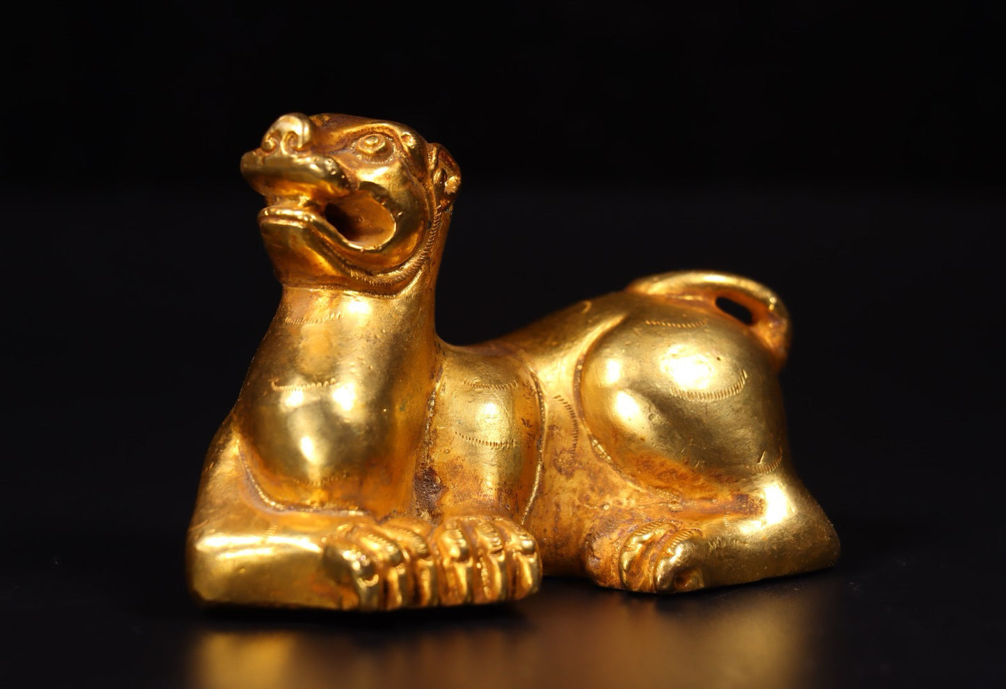 Chinese antique handmade bronze gilded beast