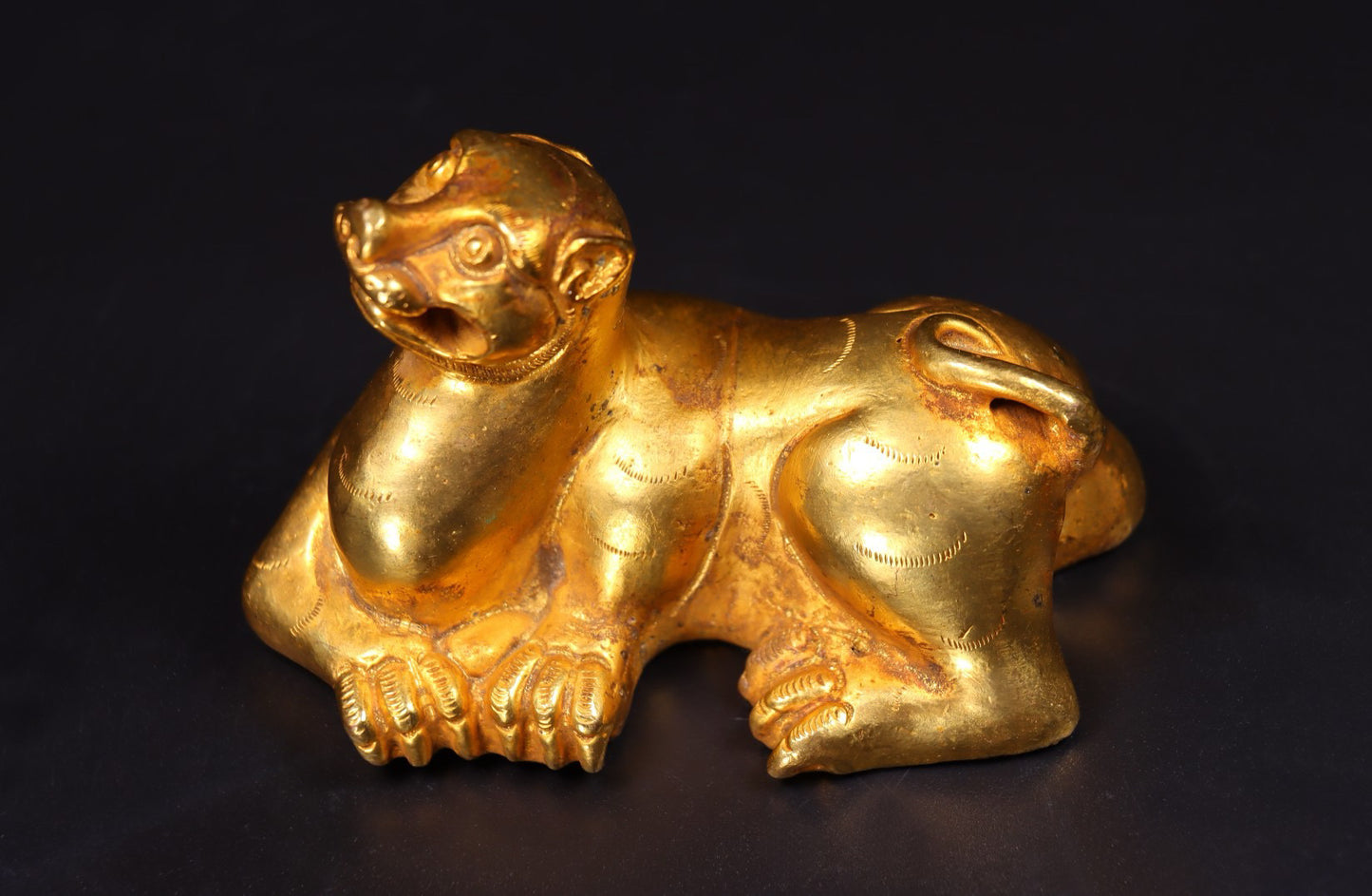 Chinese antique handmade bronze gilded beast