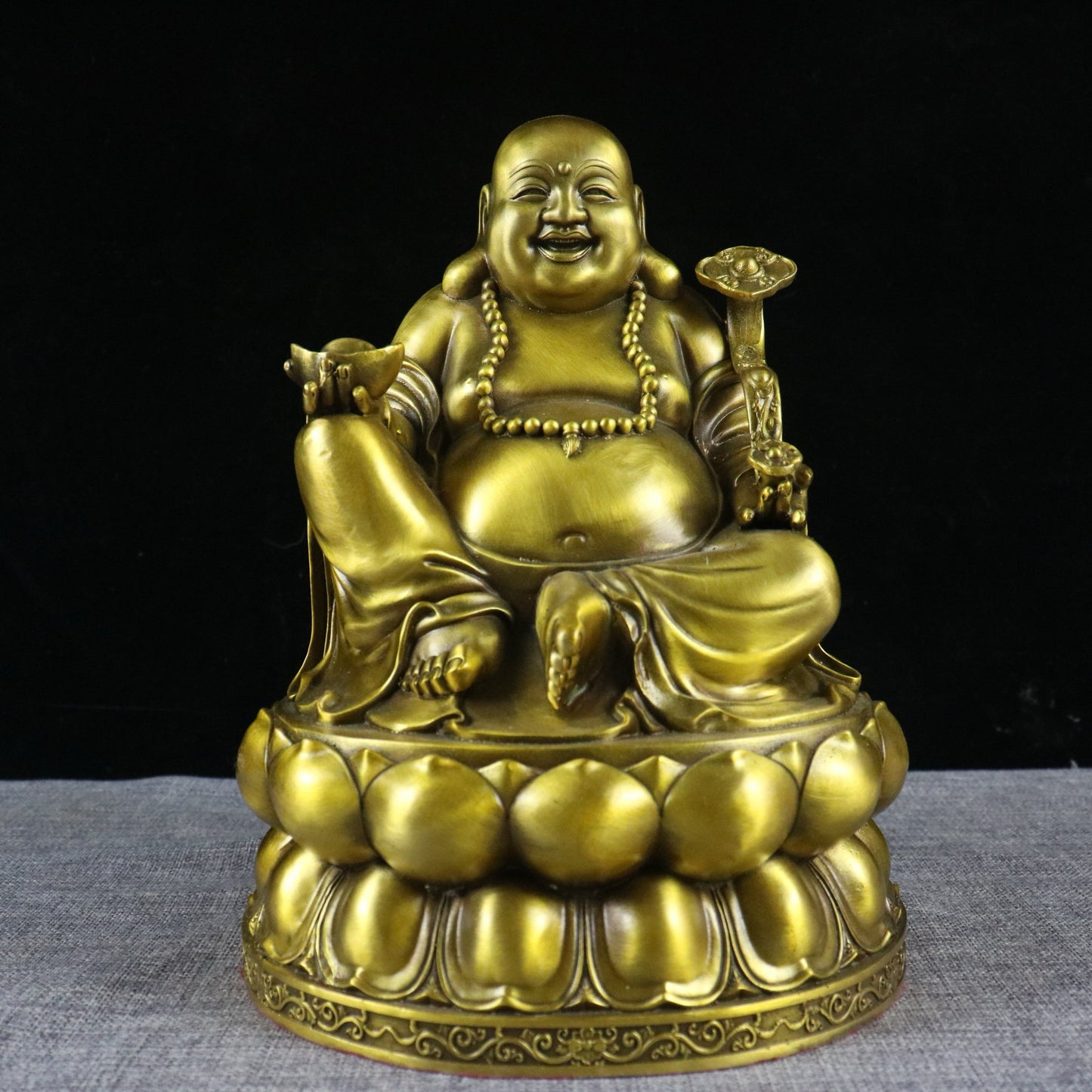 Maitreya Buddha, Ruyi Maitreya Buddha