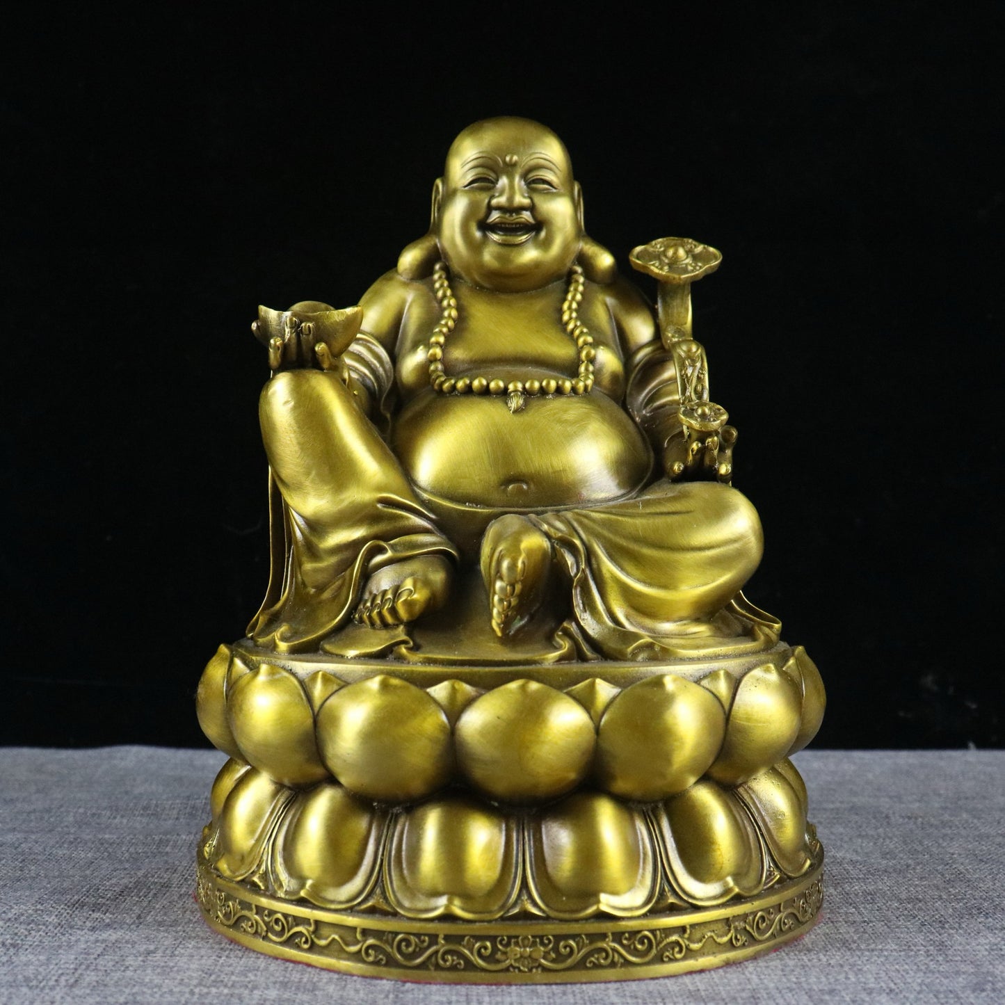 Maitreya Buddha, Ruyi Maitreya Buddha