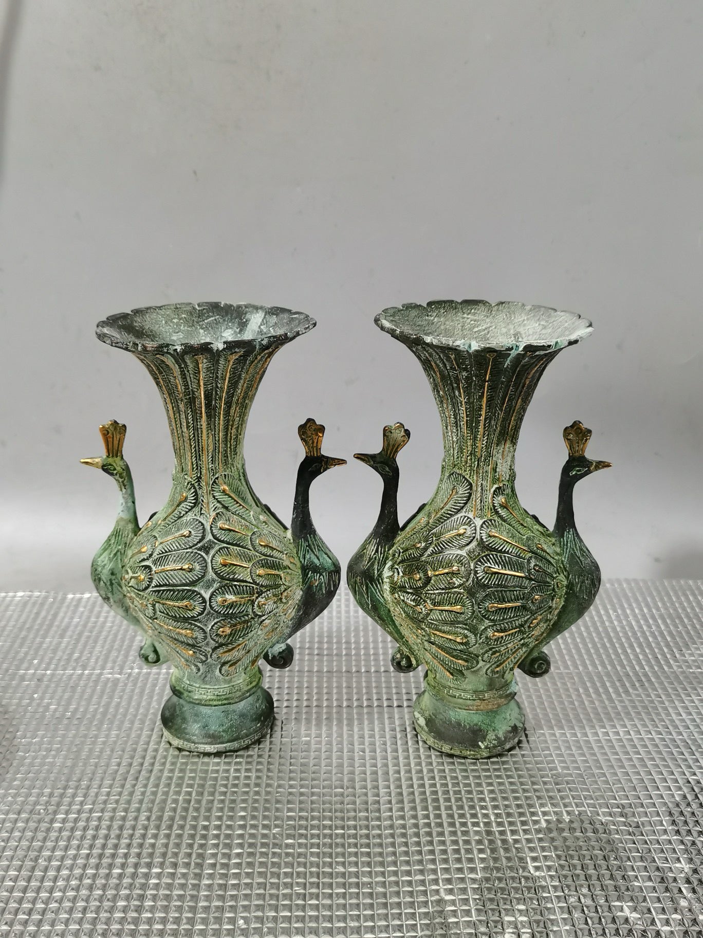 Chinese antique pure copper twin phoenix vase