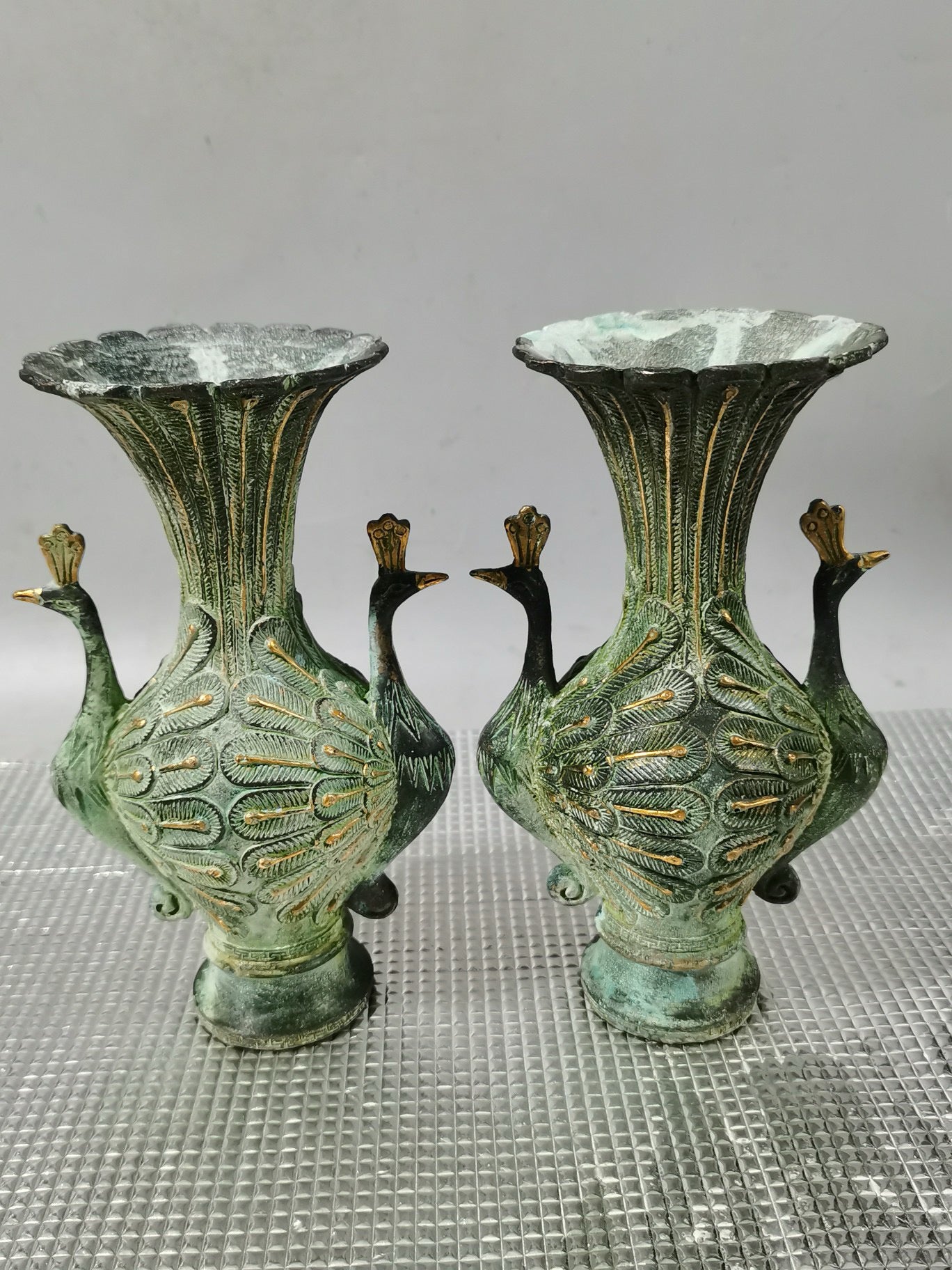 Chinese antique pure copper twin phoenix vase