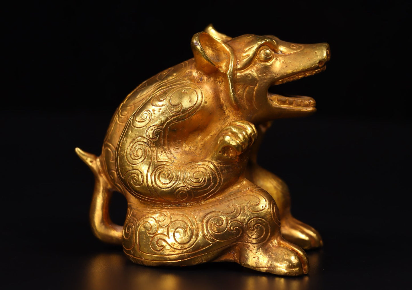 Chinese Antique Handmade Carving of Copper Plated True Gold Bear