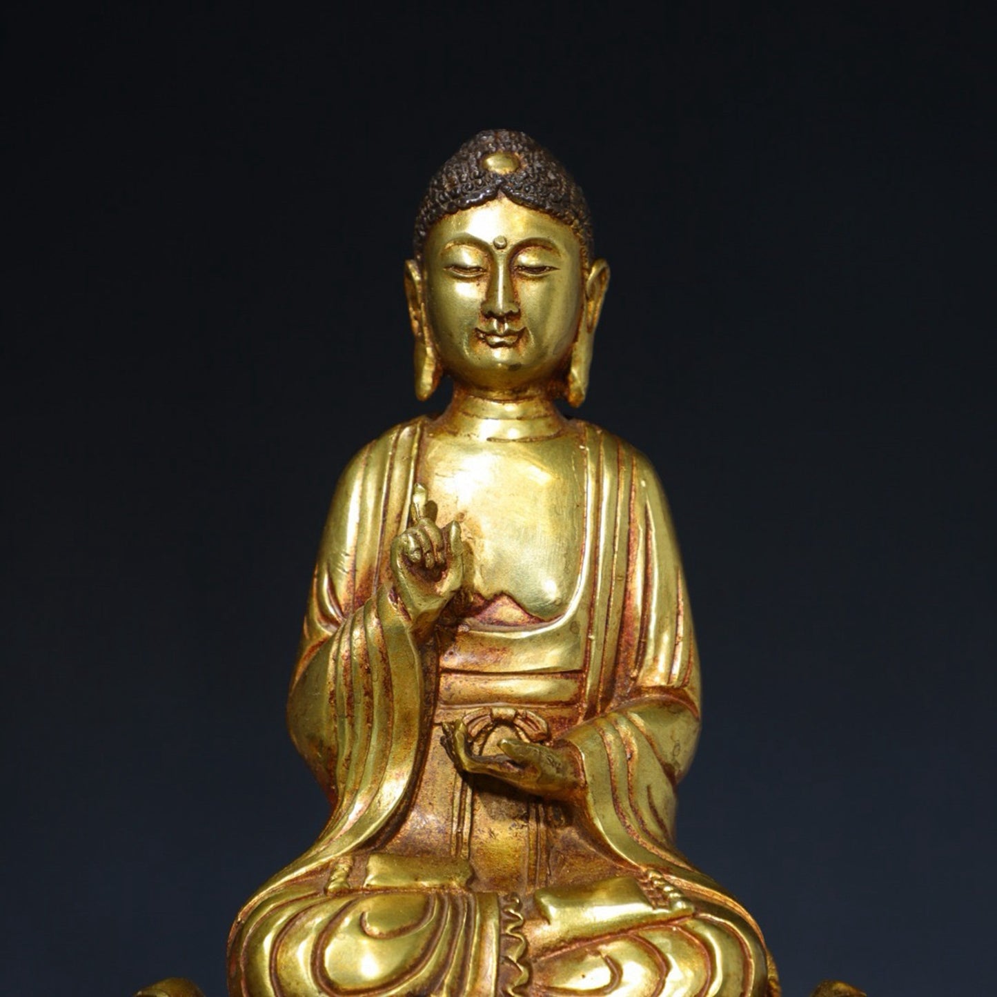 Pure copper statue of Shakyamuni Buddha