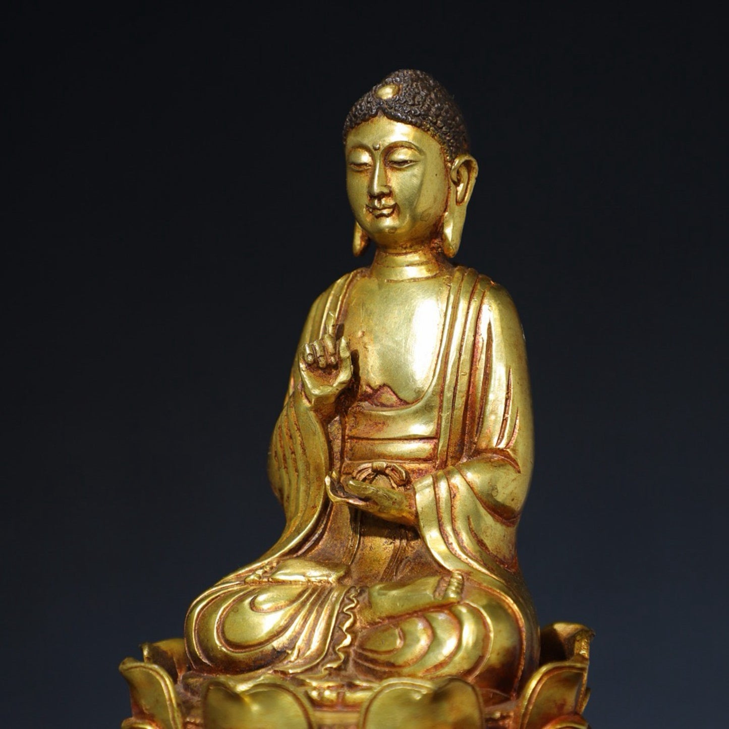 Pure copper statue of Shakyamuni Buddha