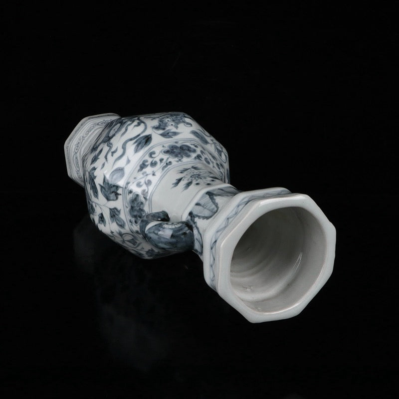 A pair of blue and white Kirin patterned elephant ear vases