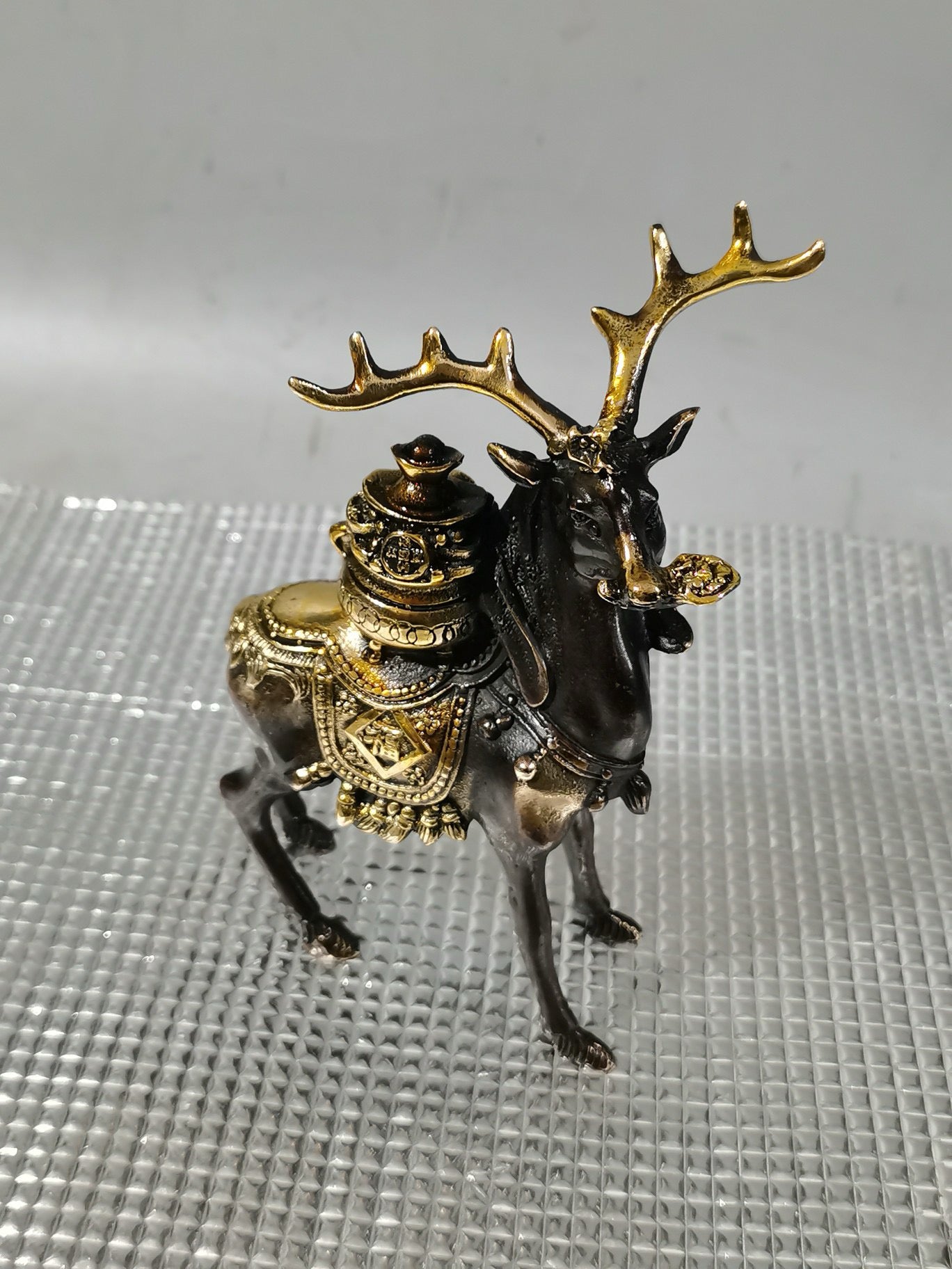 Chinese antique pure copper treasure pot deer attracting wealth ornaments