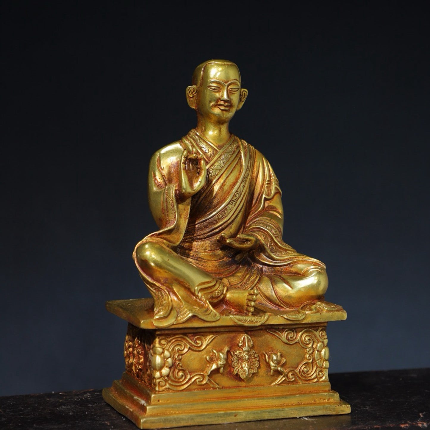 Pure copper Buddha statue
