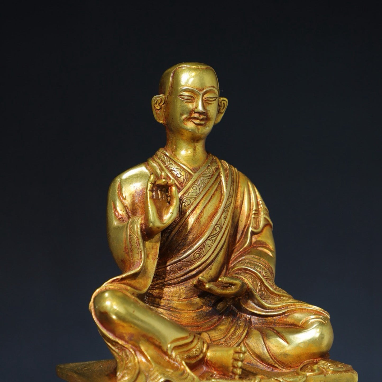 Pure copper Buddha statue