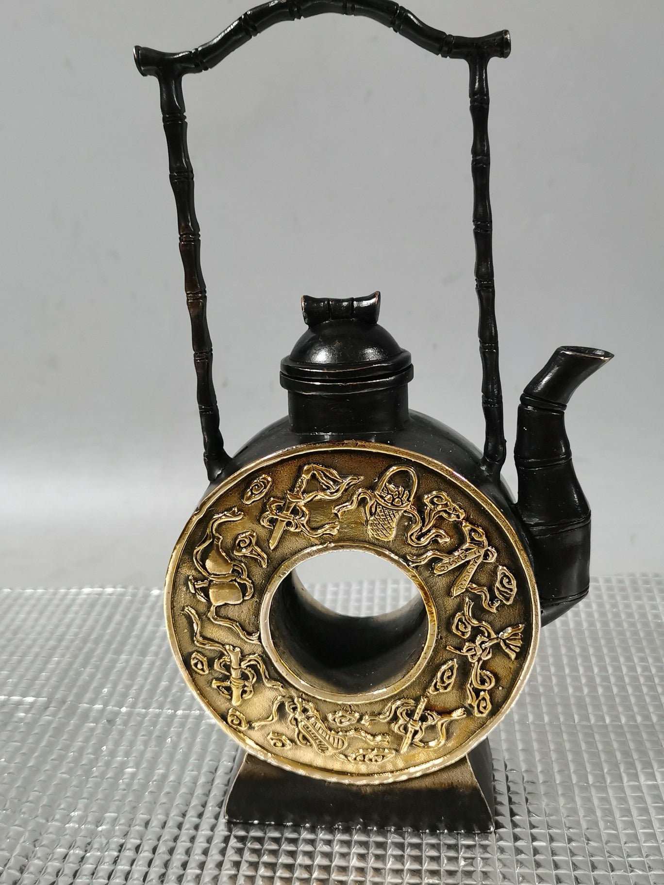 Chinese antique pure copper lifting beam teapot