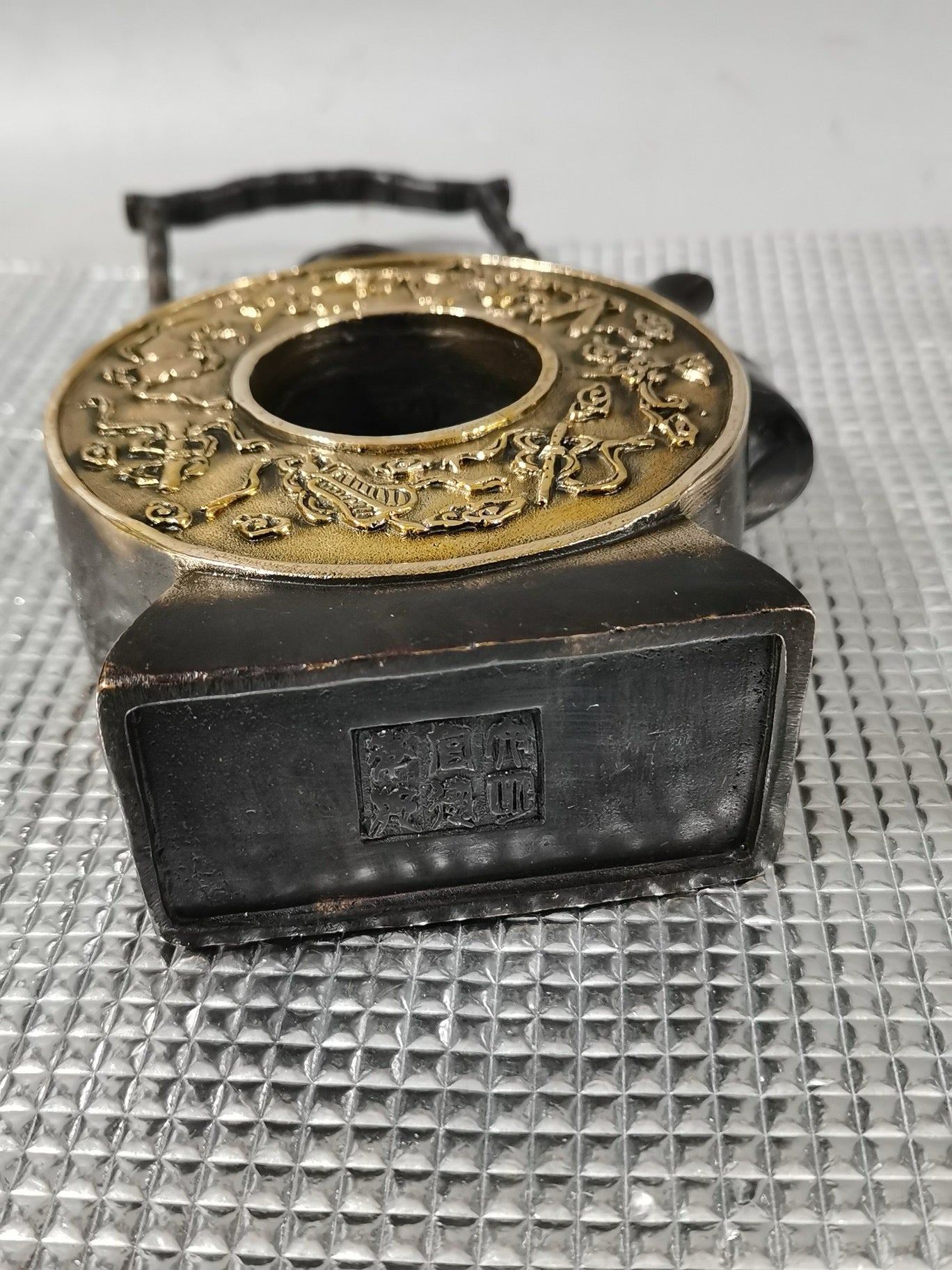 Chinese antique pure copper lifting beam teapot