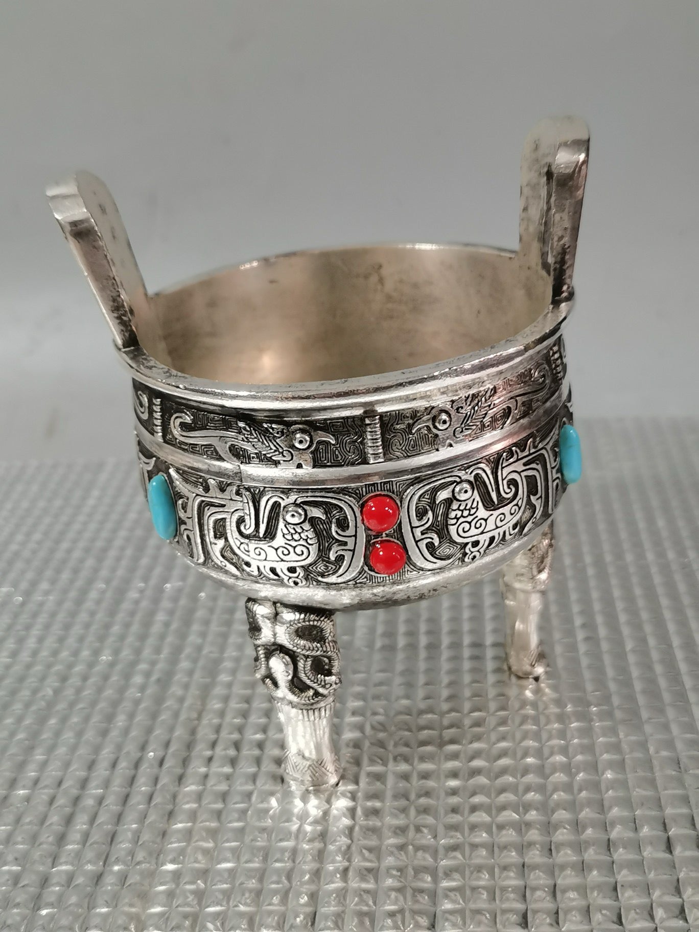 Copper plated silver tripod with double ear fragrance