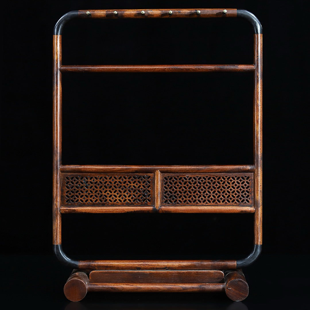 Chinese antique rosewood carving pen holder