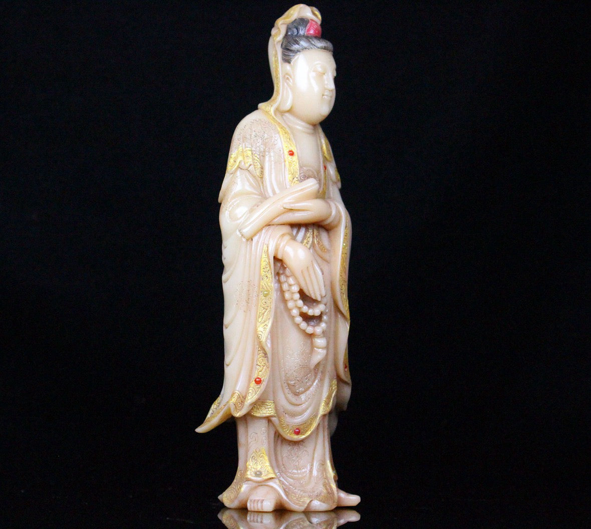 Shoushan Stone Shanbo Body Pig Oil Cream - Guanyin Decoration