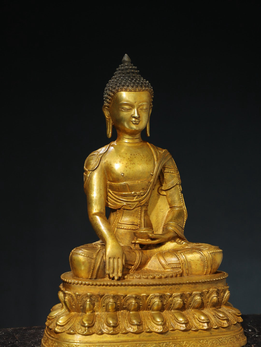 Chinese antique pure copper statue of Shakyamuni Buddha